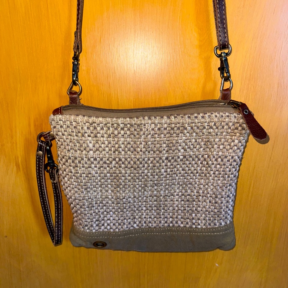 Myra Bag